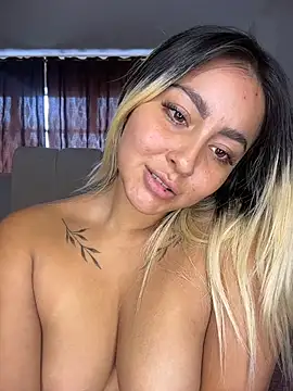 Elina Hills online show from May 11, 2026, 4:04 pm