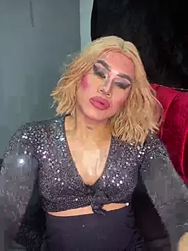 melani ferraraa  online show from May 19, 2026, 4:08 am