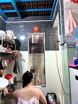 Snapshot of Okleotina9 chatting on March 18, 2026, 4:15 am Okleotina9 online show from March 18, 2026, 4:15 am