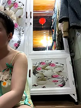 Snapshot of Okleotina9 chatting on February 28, 2026, 5:18 am Okleotina9 online show from February 28, 2026, 5:18 am