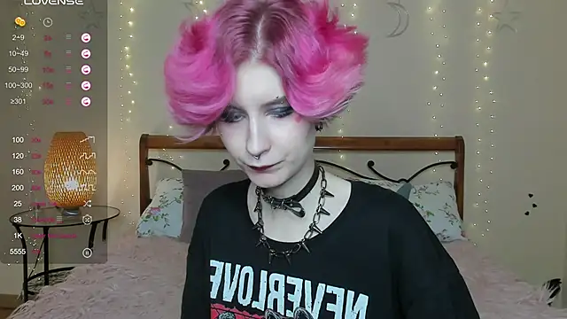 Angel Julles online show from May 30, 2026, 10:15 pm