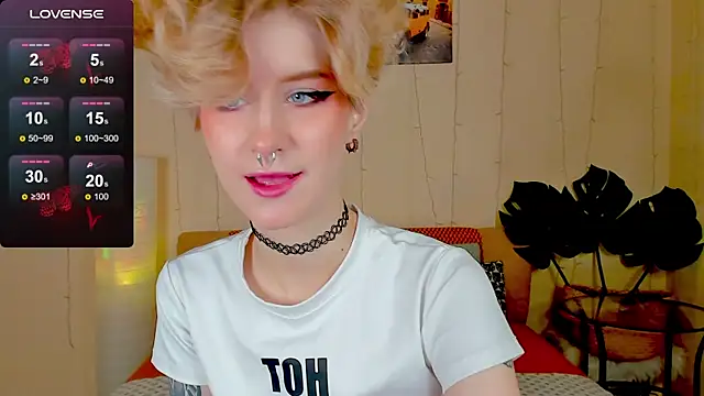 Angel Julles online show from November 8, 2025, 12:58 am