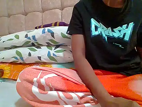 Petite baby5 online show from April 8, 2026, 4:03 am