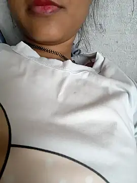 Snapshot of HOT_SANVI_25 chatting on November 1, 2025, 4:41 am HOT SANVI 25 online show from November 1, 2025, 4:41 am