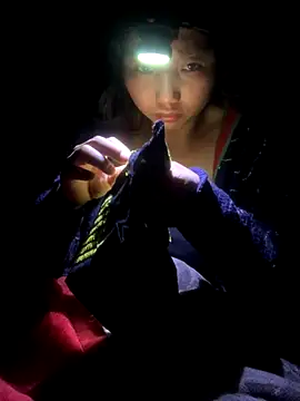 bi-bo123 online show from November 21, 2025, 3:33 pm