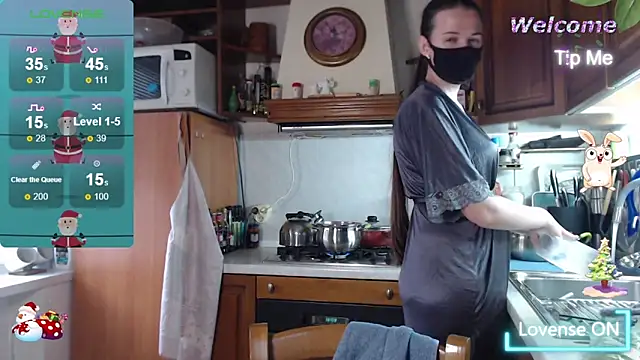 ZlatoslavaLo online show from December 17, 2025, 7:02 am