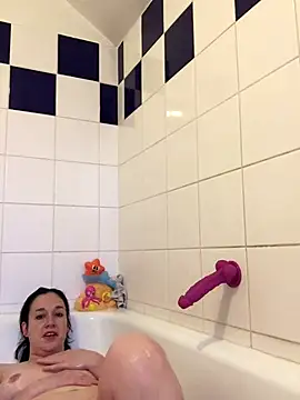 Snapshot of Girlysensuelle chatting on November 16, 2025, 8:30 am Girlysensuelle online show from November 16, 2025, 8:30 am