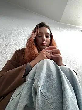Snapshot of LilluKatten chatting on April 23, 2026, 11:38 am LilluKatten online show from April 23, 2026, 11:38 am