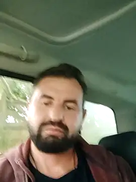 Snapshot of rooliv1 chatting on December 17, 2025, 8:25 pm rooliv1 online show from December 17, 2025, 8:25 pm