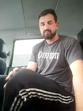 Snapshot of rooliv1 chatting on November 25, 2025, 6:30 pm rooliv1 online show from November 25, 2025, 6:30 pm