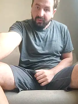 Snapshot of rooliv1 chatting on March 4, 2026, 3:31 pm rooliv1 online show from March 4, 2026, 3:31 pm