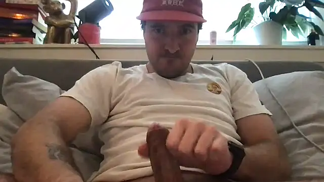 Snapshot of dutchpieter95 chatting on March 3, 2026, 11:06 am dutchpieter95 online show from March 3, 2026, 11:06 am