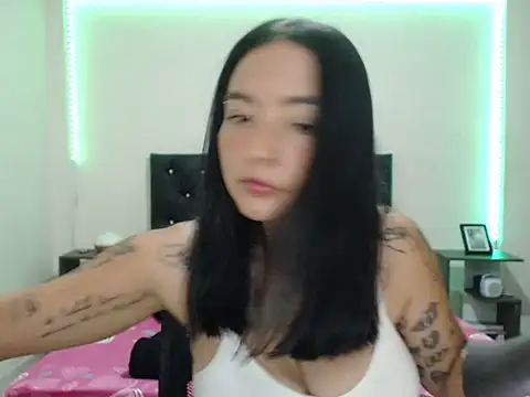 Snapshot of Girlbigtits chatting on November 11, 2025, 3:07 pm Girlbigtits online show from November 11, 2025, 3:07 pm