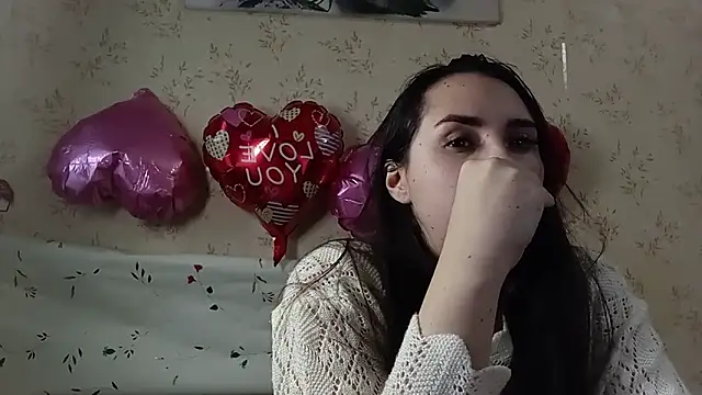 Snapshot of VoulezVous_Angel chatting on February 6, 2026, 10:11 am VoulezVous Angel online show from February 6, 2026, 10:11 am