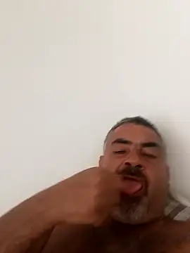 Ricardotarado online show from January 14, 2026, 1:48 pm