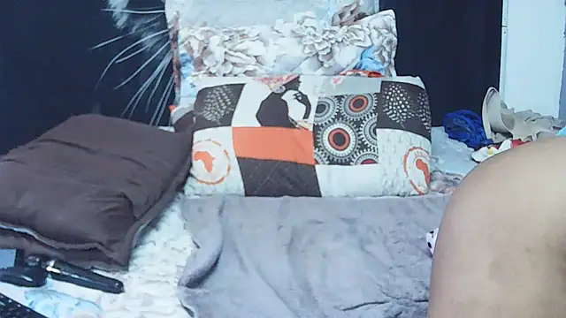 Snapshot of MassiveBoobsxxxx chatting on February 2, 2026, 8:57 am MassiveBoobsxxxx online show from February 2, 2026, 8:57 am