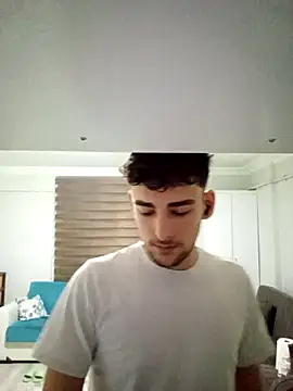 Snapshot of yasinesra757_ chatting on December 21, 2025, 3:14 pm yasinesra757 online show from December 21, 2025, 3:14 pm