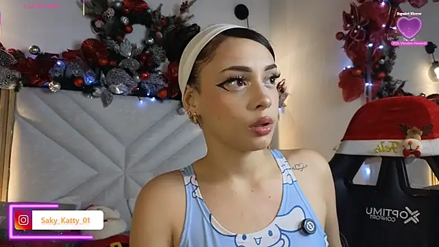 Snapshot of Kat_Saky chatting on December 1, 2025, 11:38 pm Kat Saky online show from December 1, 2025, 11:38 pm