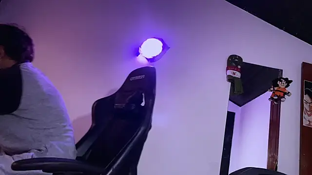 3v1l online show from December 3, 2025, 8:08 pm