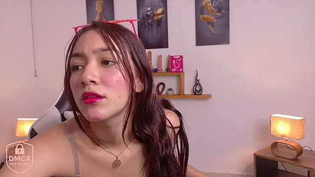 valeria aragon1107 online show from November 22, 2025, 6:18 pm