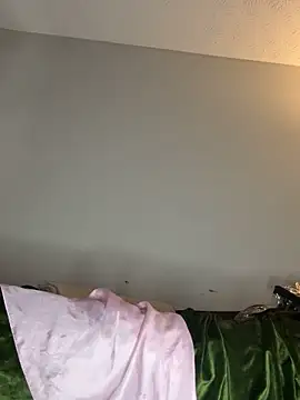 MadameMuse online show from December 3, 2025, 5:08 am