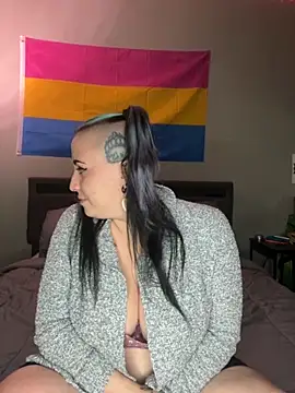 Snapshot of Chaos_Reign chatting on November 8, 2025, 1:09 am Chaos Reign online show from November 8, 2025, 1:09 am