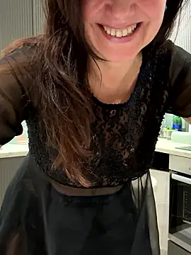 HotLdyllic online show from January 10, 2026, 5:08 pm