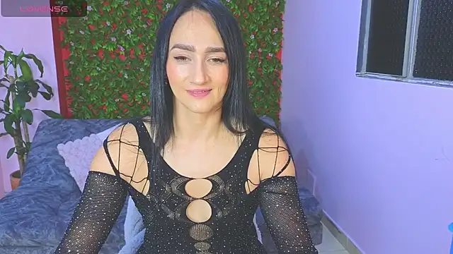 Snapshot of malen_fitnessmilf chatting on April 27, 2026, 12:14 pm malen fitnessmilf online show from April 27, 2026, 12:14 pm