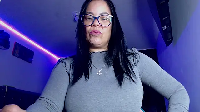 Snapshot of sofia_lopez70 chatting on May 16, 2026, 2:38 pm sofia lopez70 online show from May 16, 2026, 2:38 pm