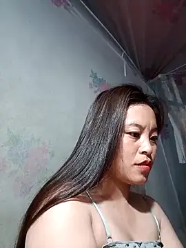 Snapshot of Alice-567 chatting on March 18, 2026, 10:43 pm Alice-567 online show from March 18, 2026, 10:43 pm