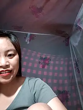 Snapshot of Alice-567 chatting on April 2, 2026, 6:36 pm Alice-567 online show from April 2, 2026, 6:36 pm