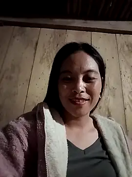 Alice-567 online show from May 7, 2026, 11:52 pm