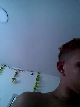 Dylams maja online show from December 18, 2025, 6:01 pm