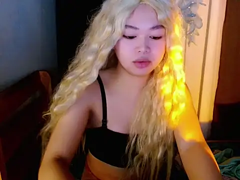 lustfullakim online show from November 13, 2025, 9:30 pm