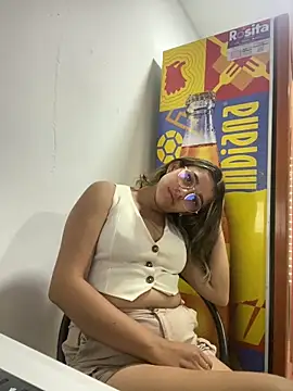 liahot69 online show from May 8, 2026, 2:59 am