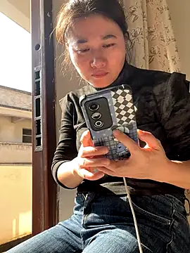 daaqnn online show from November 15, 2025, 2:37 am