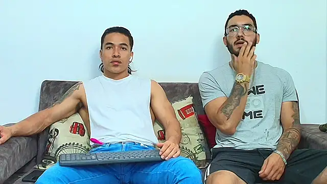 thebadboys05 online show from May 27, 2026, 4:20 am