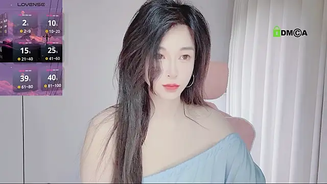 Snapshot of YunShan-33 chatting on April 22, 2026, 4:52 am YunShan-33 online show from April 22, 2026, 4:52 am