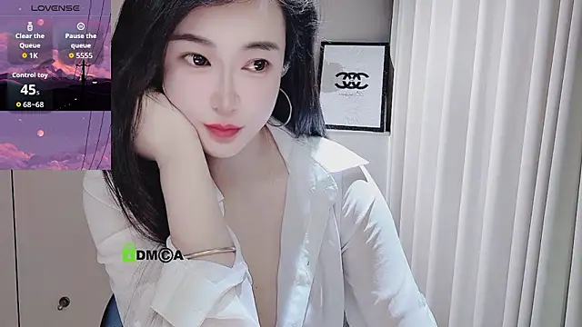 Snapshot of YunShan-33 chatting on February 7, 2026, 5:10 pm YunShan-33 online show from February 7, 2026, 5:10 pm