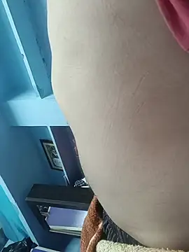 Snapshot of bearslove143 chatting on November 16, 2025, 8:46 pm bearslove143 online show from November 16, 2025, 8:46 pm