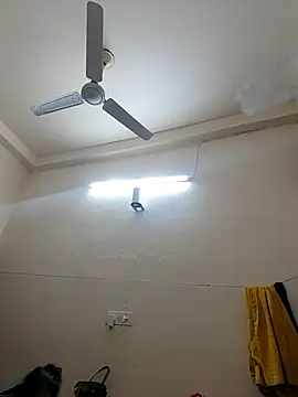 Hot-Sana2 online show from November 18, 2025, 5:49 pm