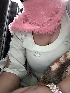 Snapshot of Cute_Angel_1 chatting on November 26, 2025, 5:57 pm Cute Angel 1 online show from November 26, 2025, 5:57 pm