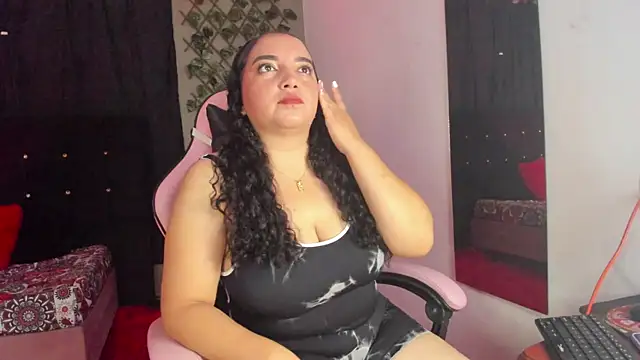 Snapshot of Miia_wilson chatting on November 4, 2025, 1:04 pm Miia wilson online show from November 4, 2025, 1:04 pm