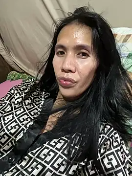 bellaUtops online show from May 16, 2026, 3:27 am