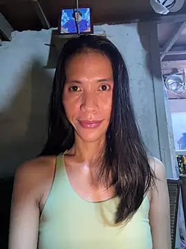bellaUtops online show from May 8, 2026, 12:53 pm