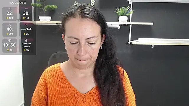 Snapshot of Lauryn_Jones chatting on May 27, 2026, 6:59 pm Lauryn Jones online show from May 27, 2026, 6:59 pm
