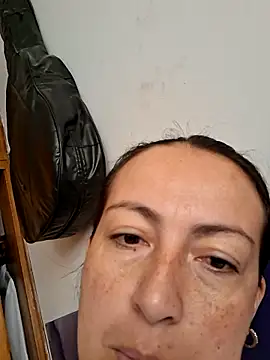 Snapshot of Lauryn_Jones chatting on May 24, 2026, 6:52 pm Lauryn Jones online show from May 24, 2026, 6:52 pm