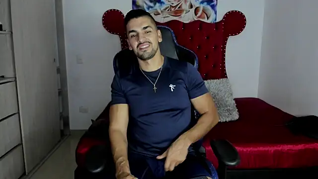 axelwinters   online show from April 6, 2026, 11:17 pm