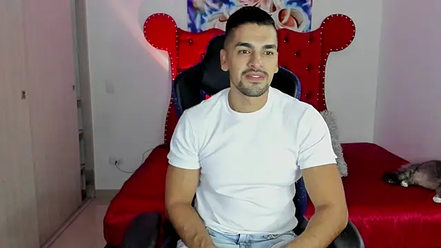 axelwinters   online show from April 6, 2026, 11:11 am