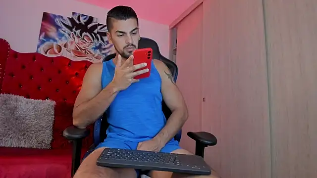 axelwinters   online show from December 22, 2025, 11:43 am